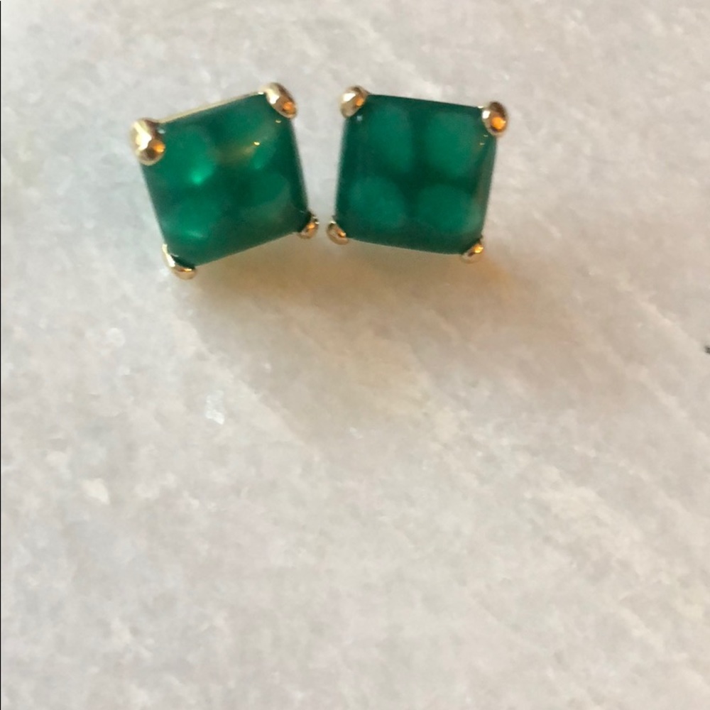 Green Kendra Scott stud earrings